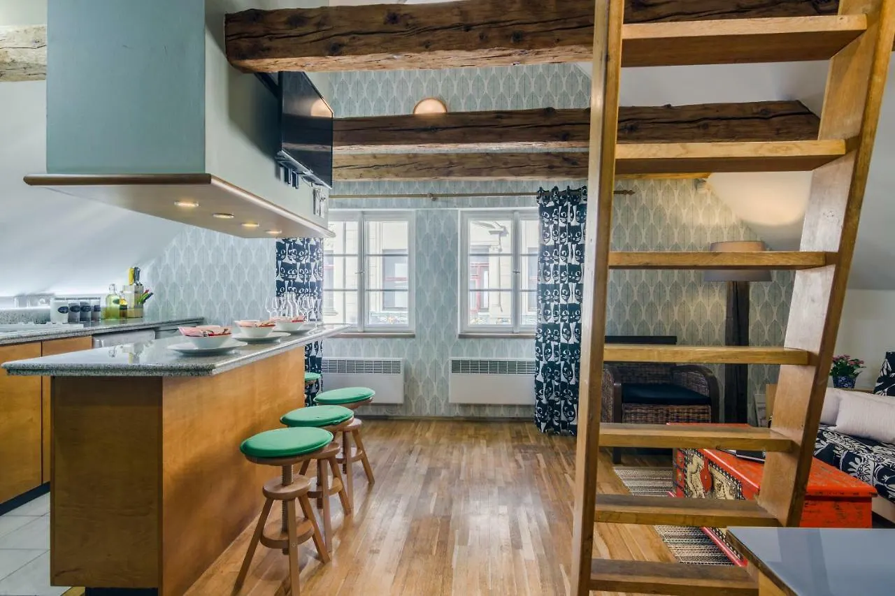 Old Town Square Apartments By Michal&Friends Прага